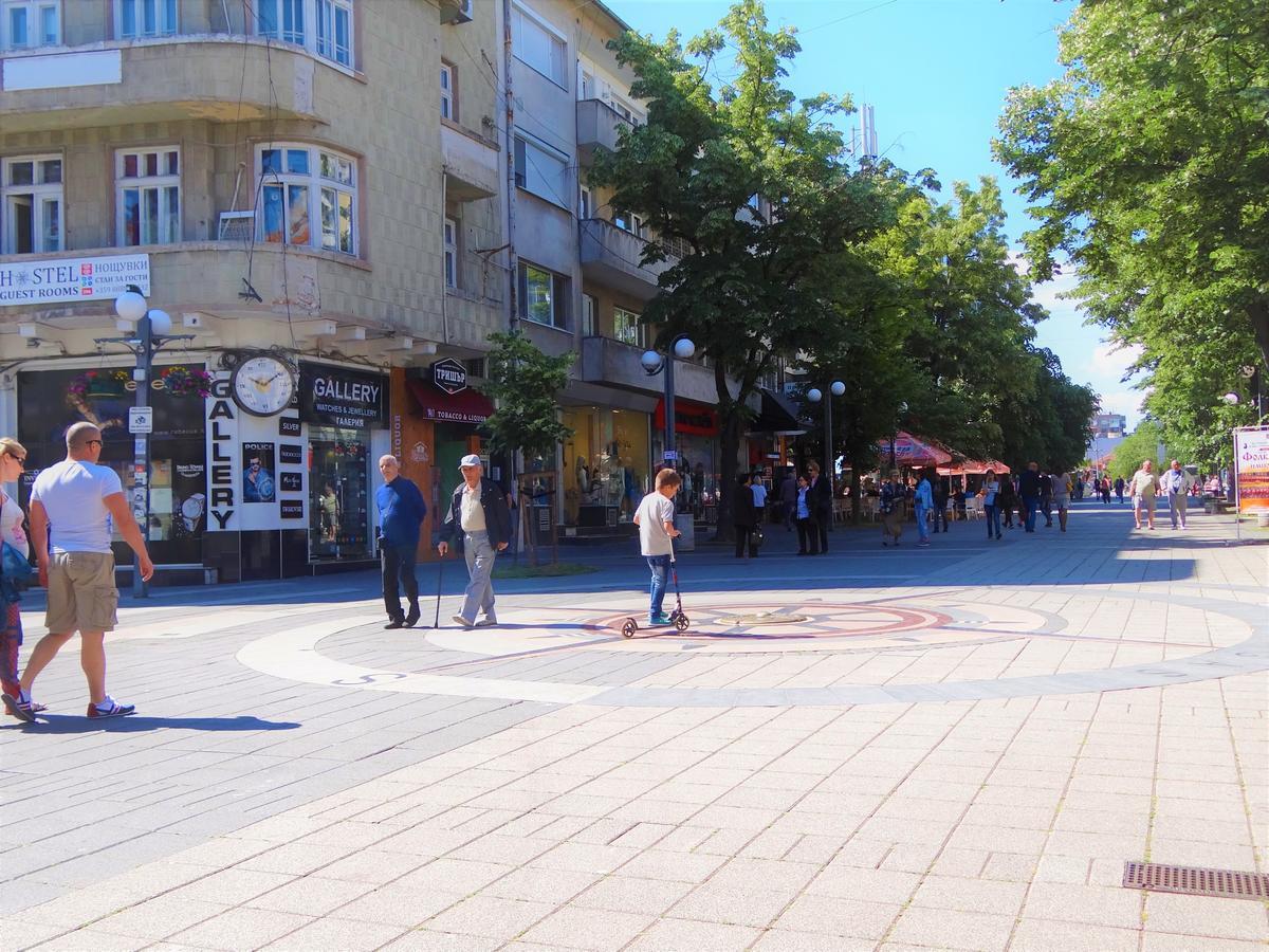 Hostel Compass Burgas City Exterior foto